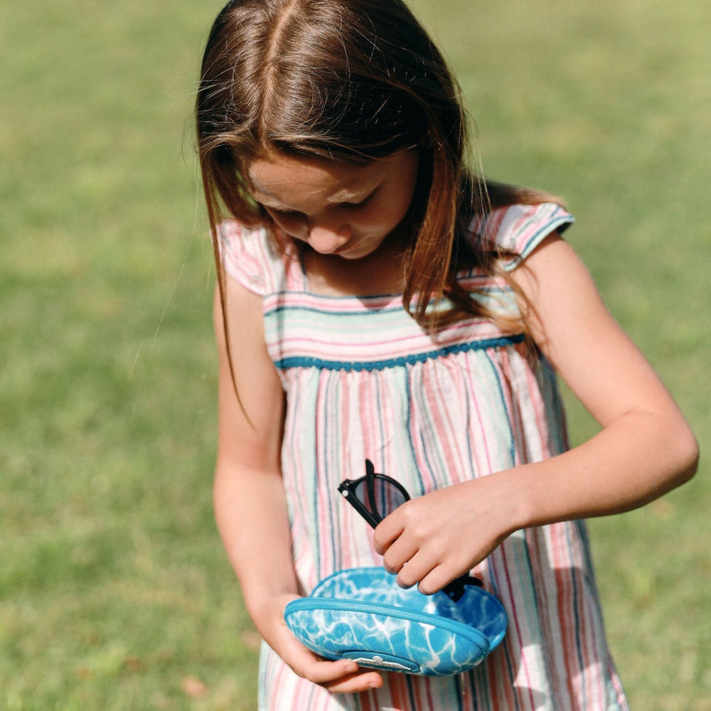 Babiators Hard Pool Print Travel Case