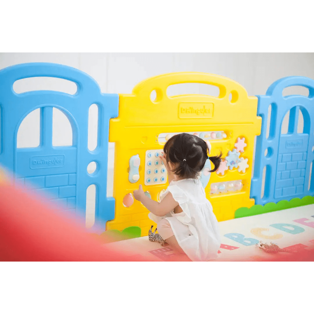 Dwinguler Castle Play Room Set
