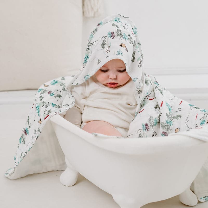 Nest Designs Organic Cotton 9-Layer Hooded Baby Bath Towel Happy Trails