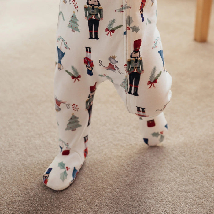Nest Designs Organic Cotton Long Sleeve Footed Sleeper Nutcracker
