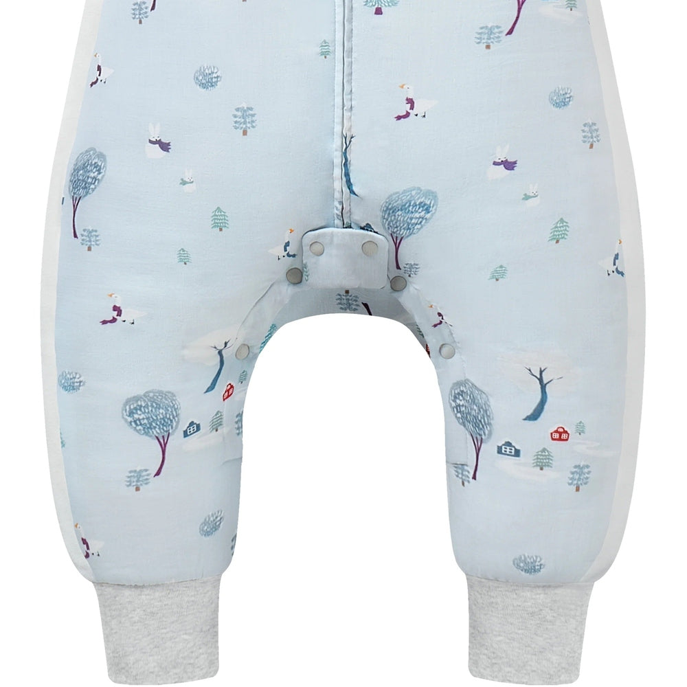 Nest Designs Raglan Bamboo Long Sleeve Footed Sleep Bag 2.5 Tog Snowy Snuggles
