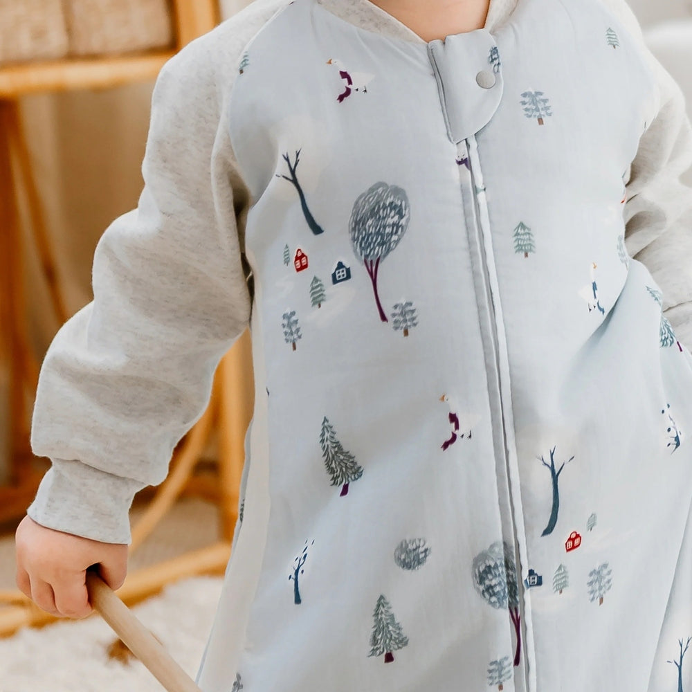 Nest Designs Raglan Bamboo Long Sleeve Footed Sleep Bag 2.5 Tog Snowy Snuggles