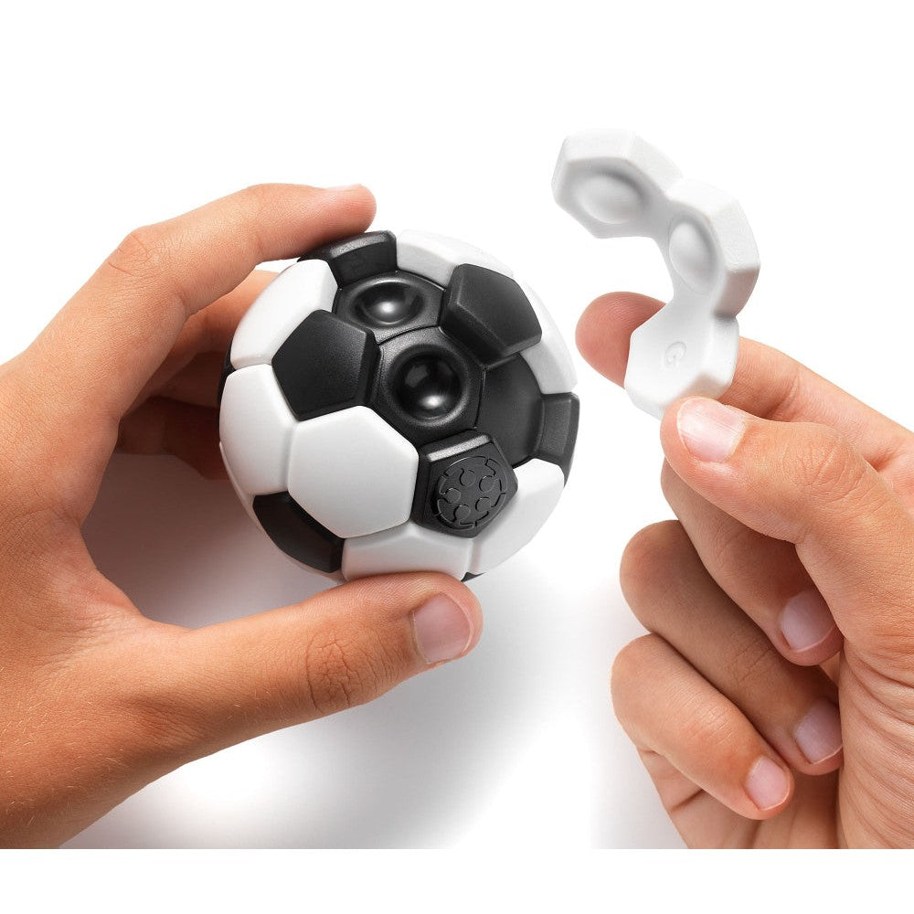 Smart Games Plug & Play Ball