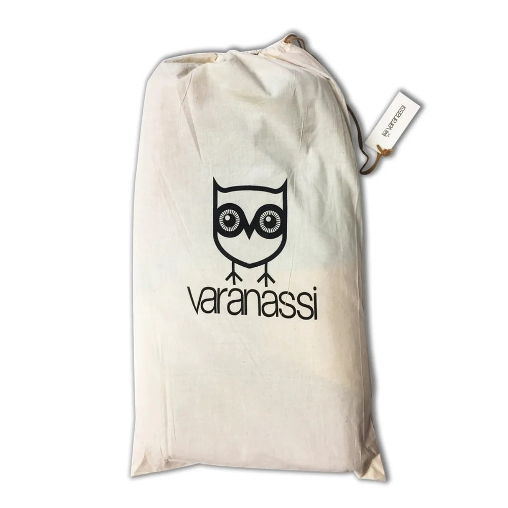 Varanassi Dhurrie hand-woven 100% cotton rug in an off-white cloth bag with brand tag.