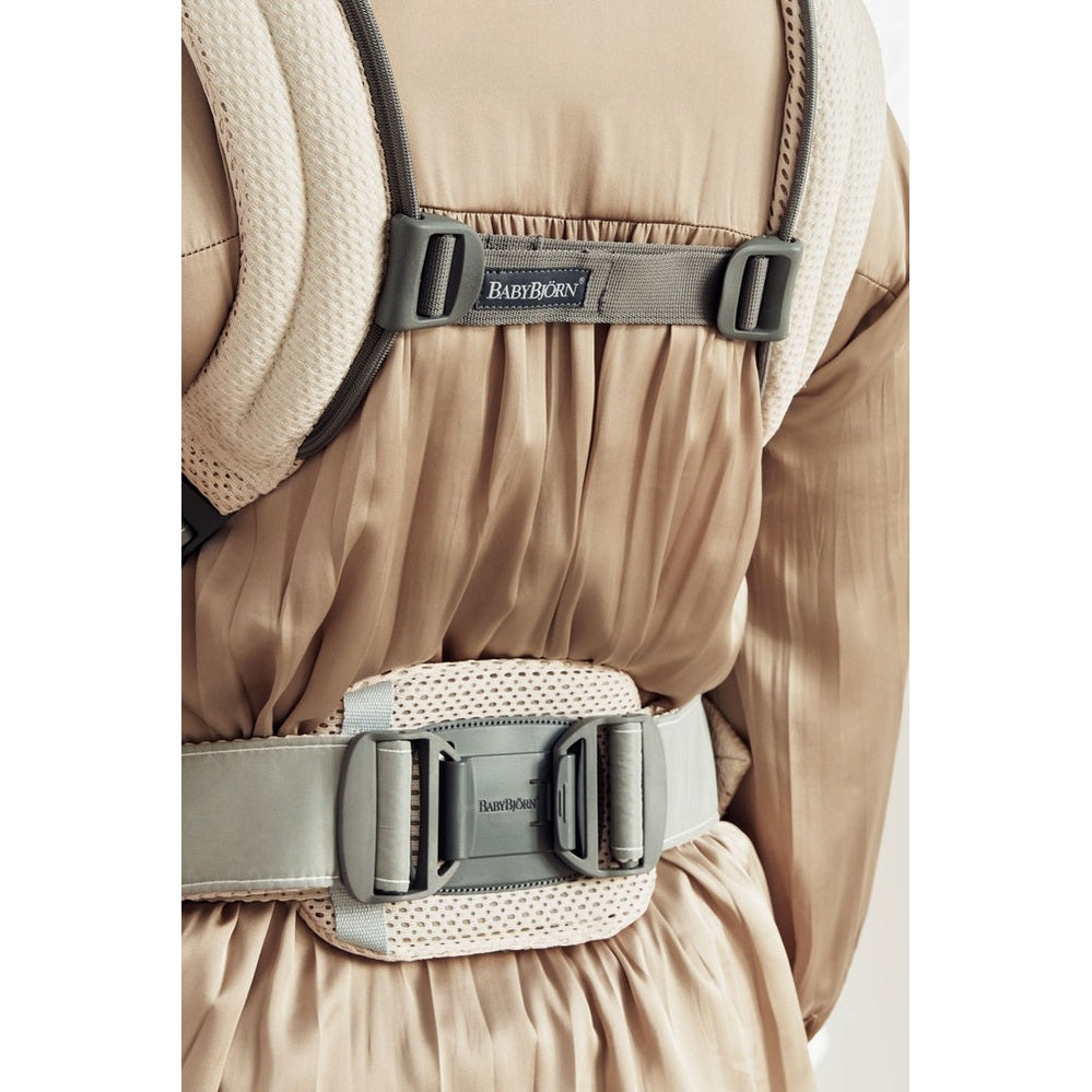 BabyBjörn Baby Carrier Harmony