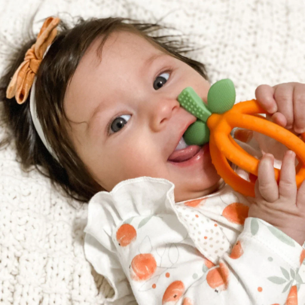 Itzy Ritzy Bitzy Biter Lemon Ball Teether