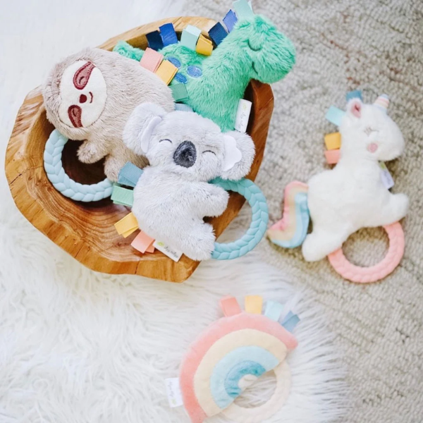 Itzy Ritzy Ritzy Rattle Pal Plush Rattle With Teether