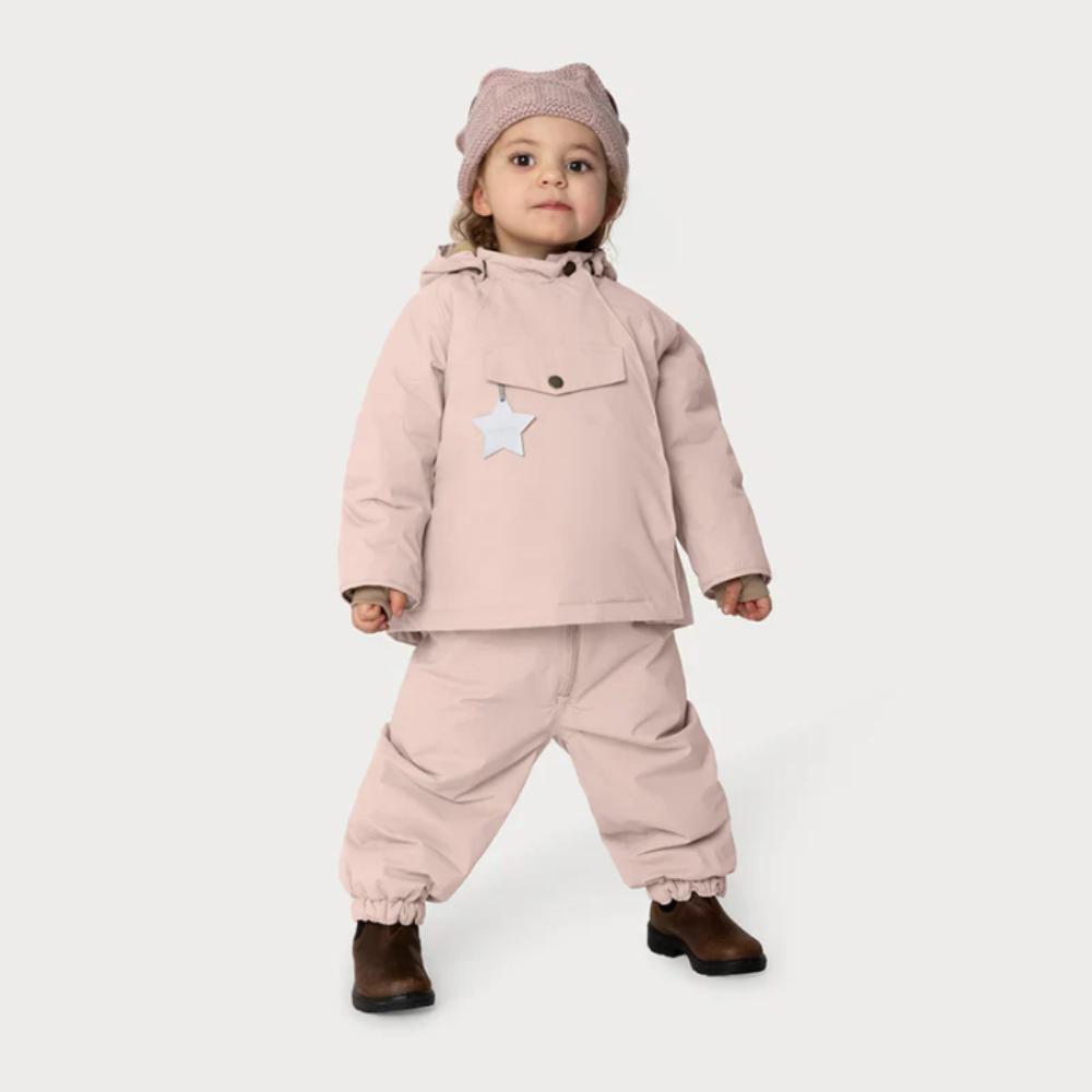 MINI A TURE Matwang fleece-lined winter jacket in cloudy rose for toddlers with hood and star patch
