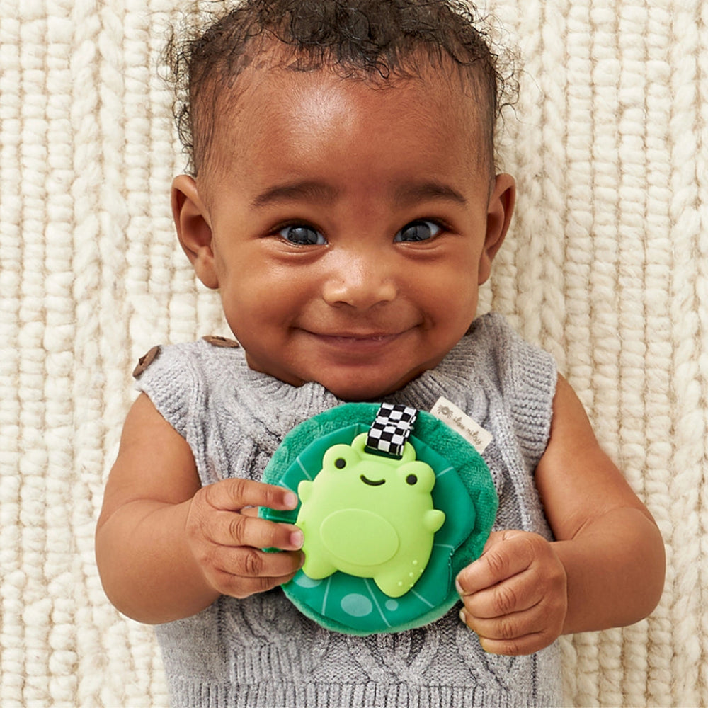 Itzy Ritzy Sweetie Crinkle Sensory Teether