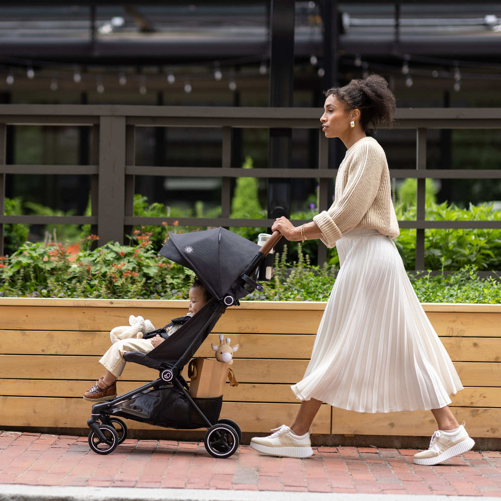 EVENFLO HUMMINGBIRD ULTRA-LIGHTWEIGHT CARBON FIBER STROLLER