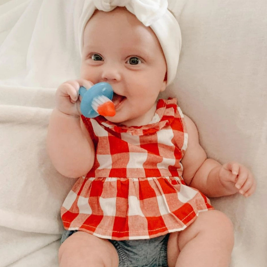 ITZY RITZY TEENSY TEETHER SOOTHING SILICONE TEETHER