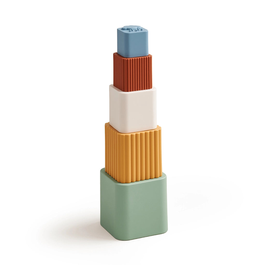 Itzy Ritzy bath nesting cups, 5-piece ribbed stack in green and blue