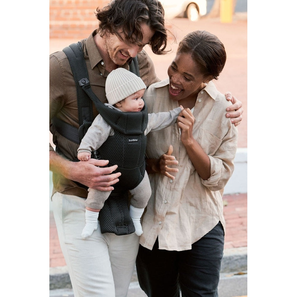 BabyBjörn Baby Carrier Free