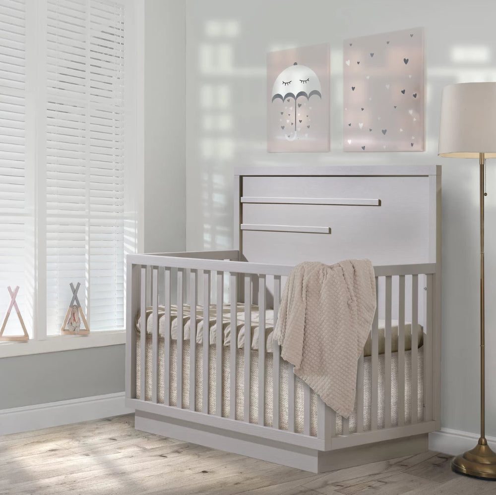 NATART SIGNATURE SERIES COMO 4-IN-1 CONVERTIBLE CRIB WITH HORIZONTAL MOLDING - baby enRoute