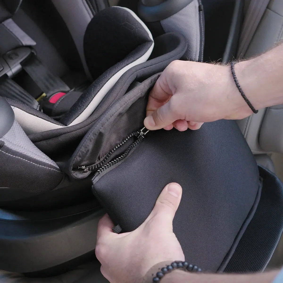 EVENFLO GOLD REVOLVE360 EXTEND ALL-IN-ONE ROTATIONAL CAR SEAT WITH SENSORSAFE - baby enRoute