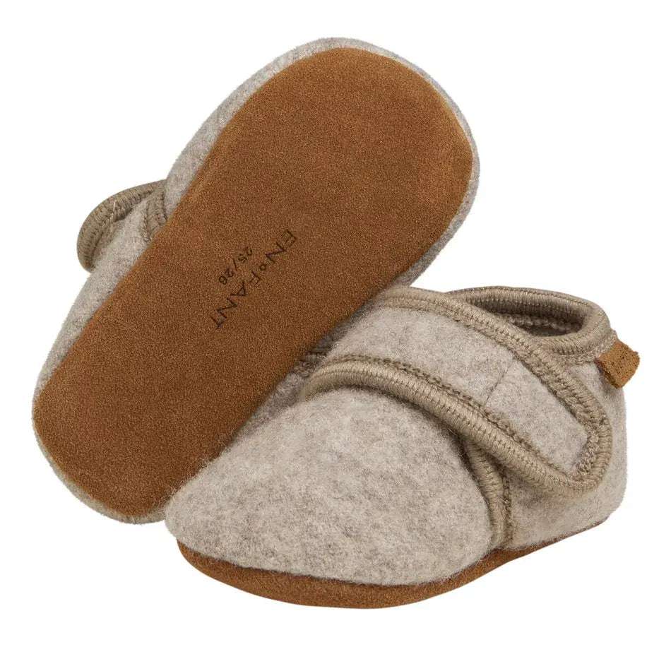 En Fant baby wool slippers sand melange with tan sole