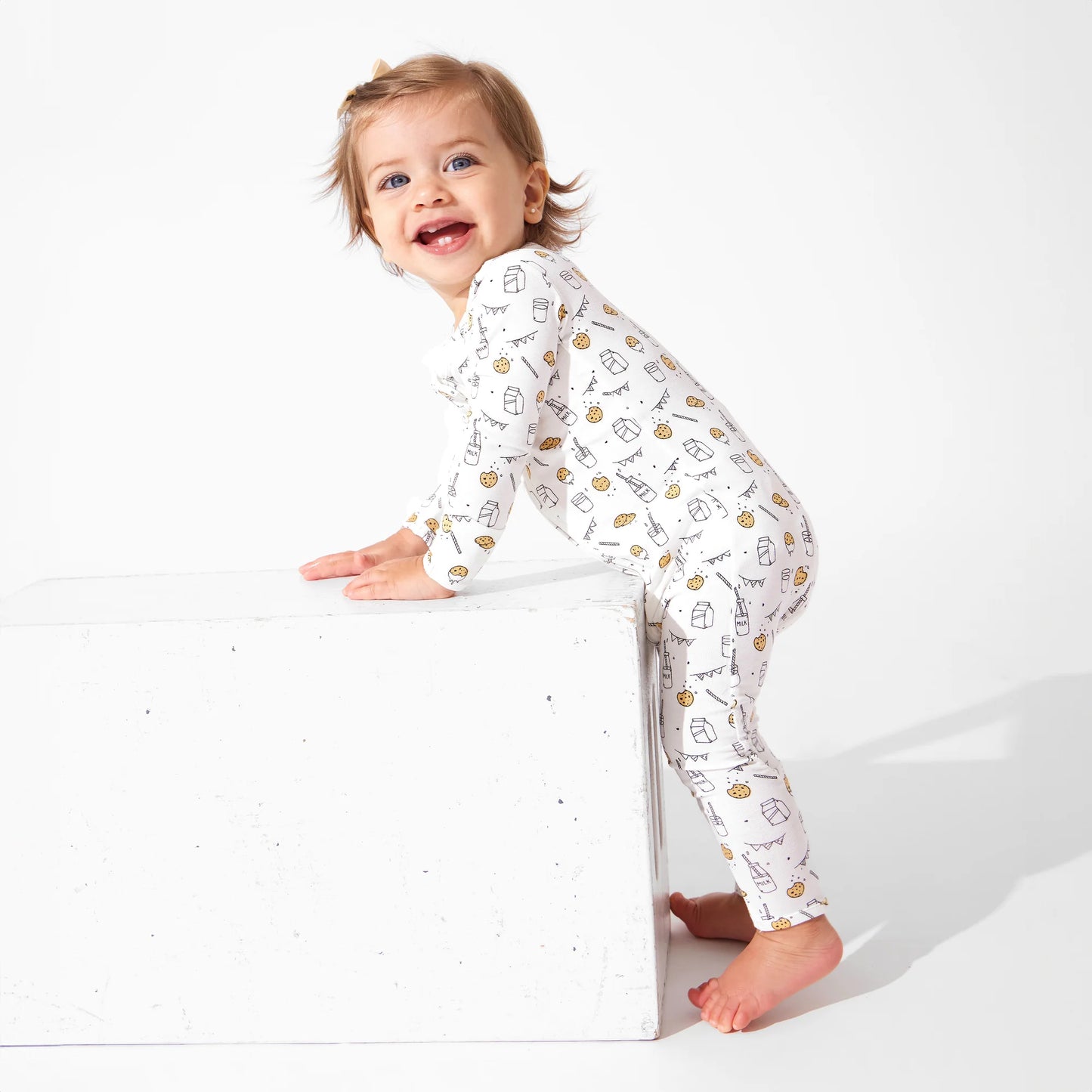 BELLABU BEAR MILK AND COOKIES ORIGINAL BAMBOO CONVERTIBLE FOOTIE - baby enRoute