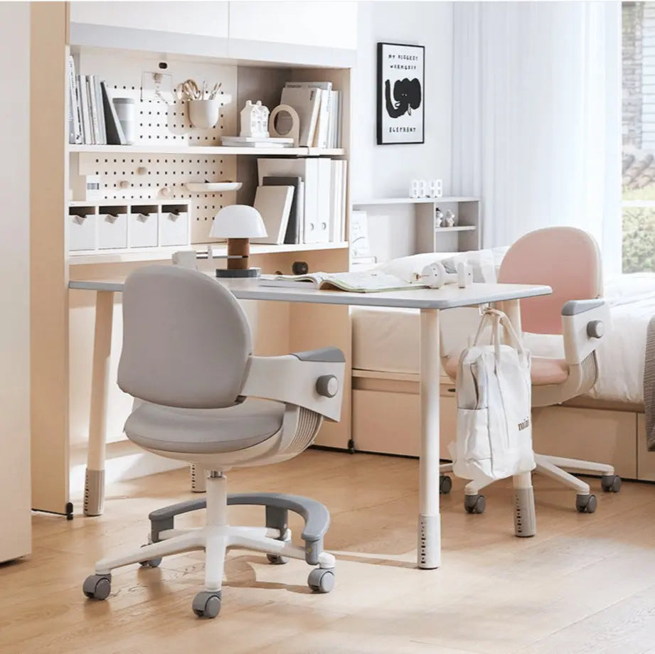 Iloom Ringo I Chair (Fixed Center+Fixed Caster+ Footrest)