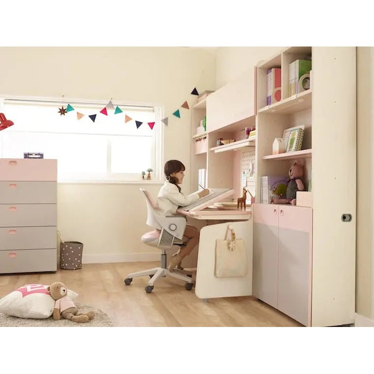 ILOOM Linki Plus Smart Desk+ with 6-story pastel storage shelves; girl sits at the organized cream desk.