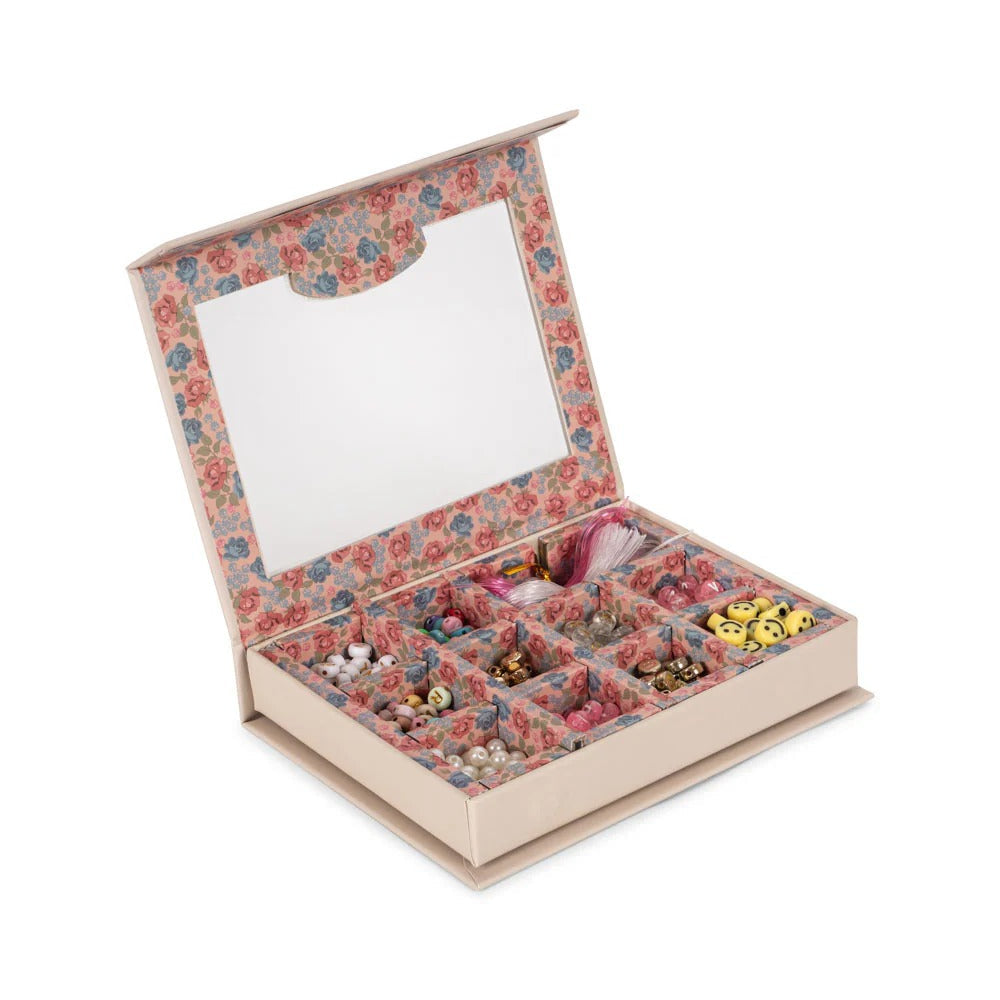 Konges Slojd Abc Jewellery Set