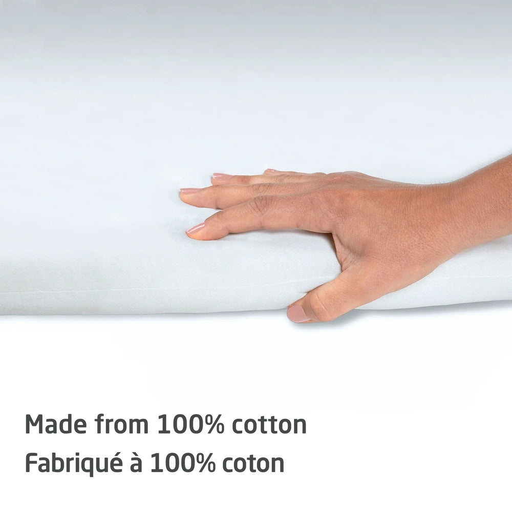 MAXI COSI Swift/Calao Playard Mode Sheets Set of 2 in light blue cotton, hand smoothing fabric.