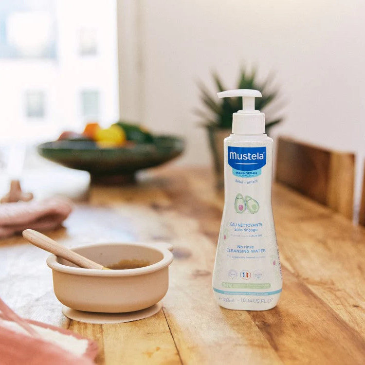 Mustela Baby Cleansing Water Without Rinsing With Organic Avocado 300 ml