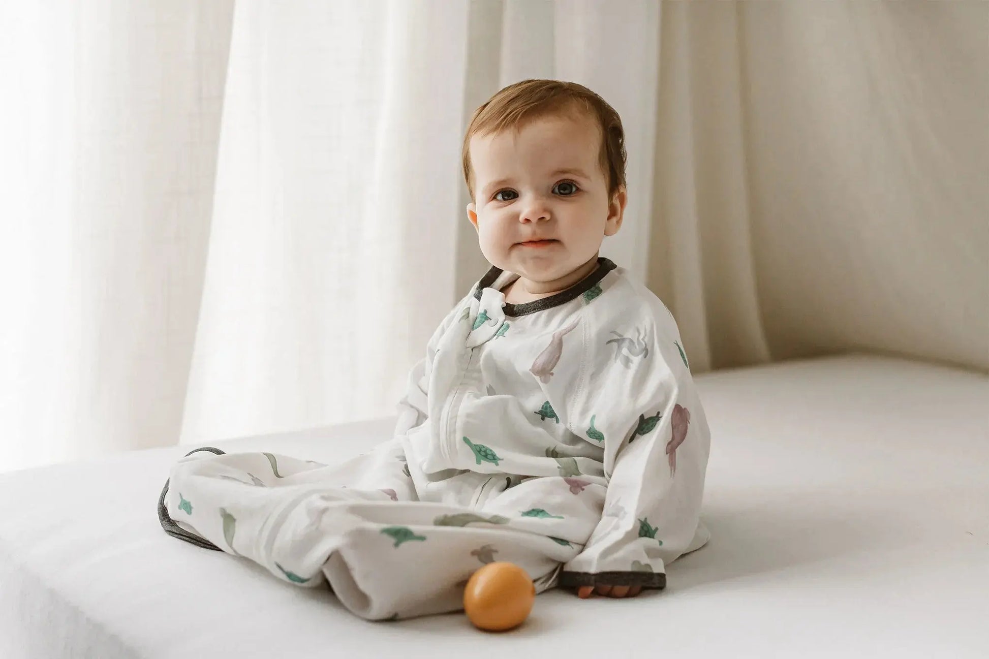 Nest Designs 0.23 Tog Bamboo 3/4 Sleeve Sleep Bag The Tortoise & The Hare