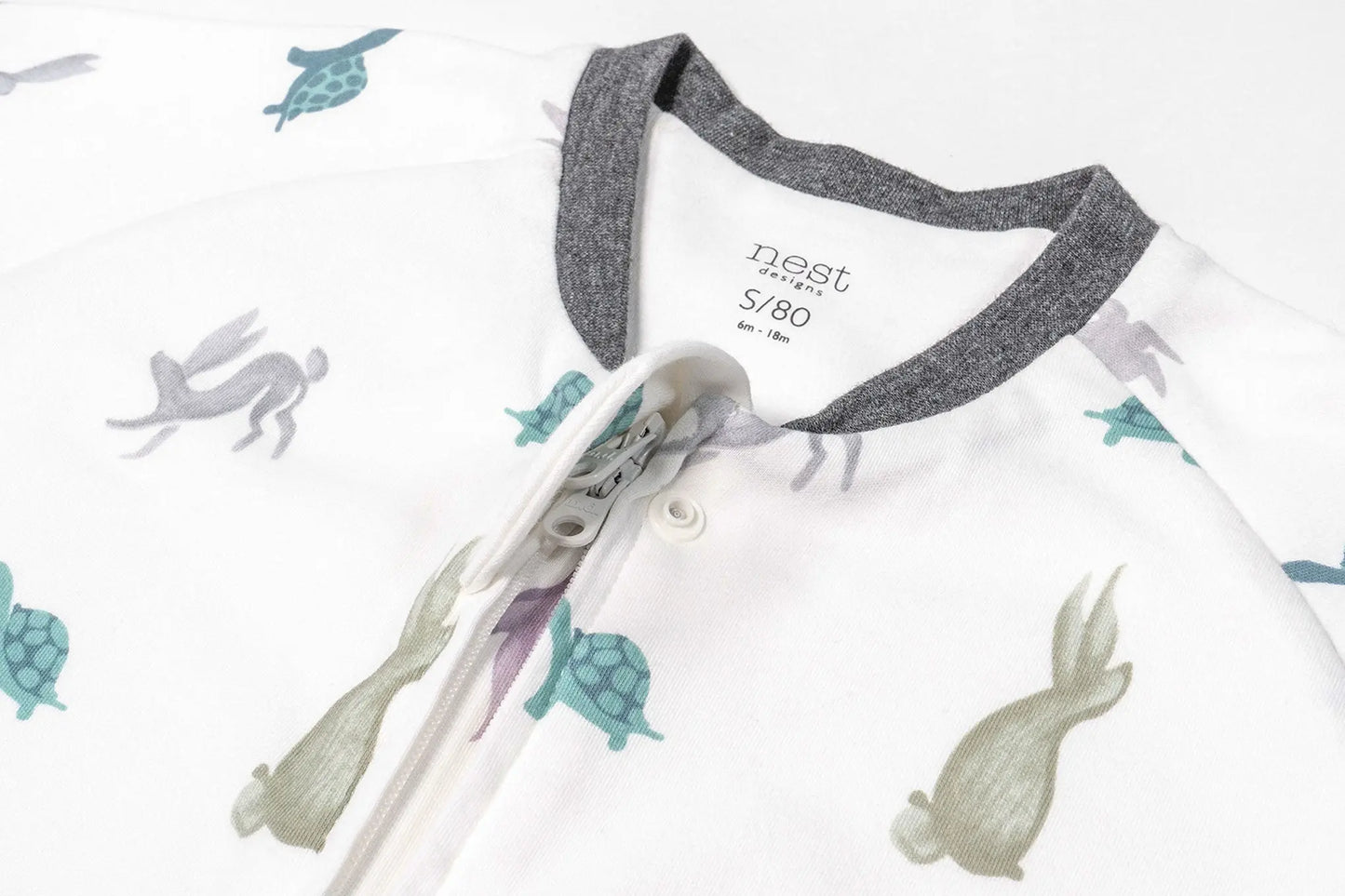 NEST DESIGNS AVOCADO BAMBOO LONG SLEEVE FOOTED SLEEP BAG 1.0 TOG -THE TORTOISE & THE HARE - baby enRoute