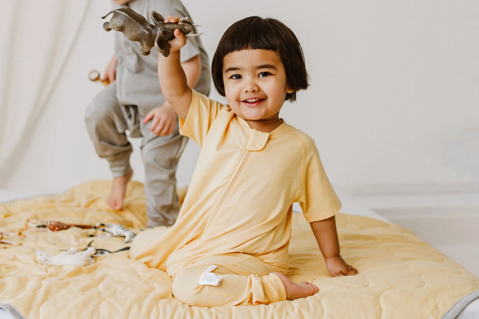 Nest Designs Bamboo Jersey Short Sleeve Footed Sleep Bag 0.5 Tog Pantone Sunset Gold