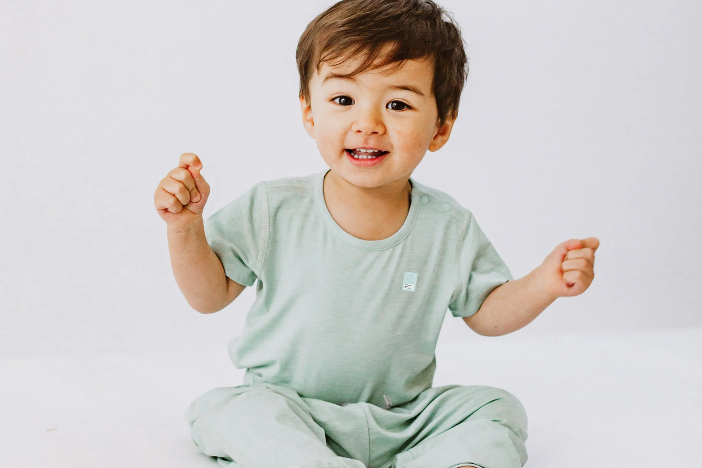 NEST DESIGNS BAMBOO JERSEY SHORT SLEEVE T-SHIRT - PANTONE HARBOR GREY - baby enRoute