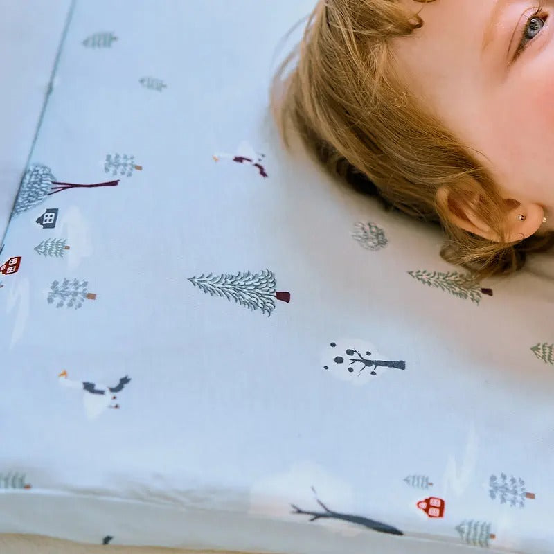 Nest Designs Bamboo Toddler Pillow With Pillowcase Snowy Snuggles