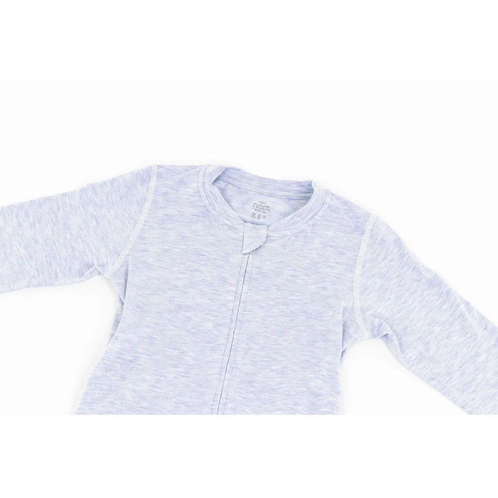 Nest Designs Basics bamboo cotton long-sleeve drop-bottom romper in grey dawn, laid flat to show front seam.