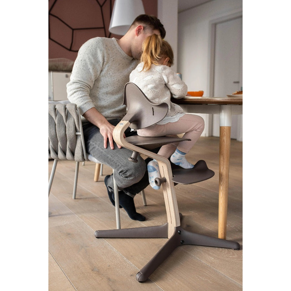 Nomi Highchair White Oak