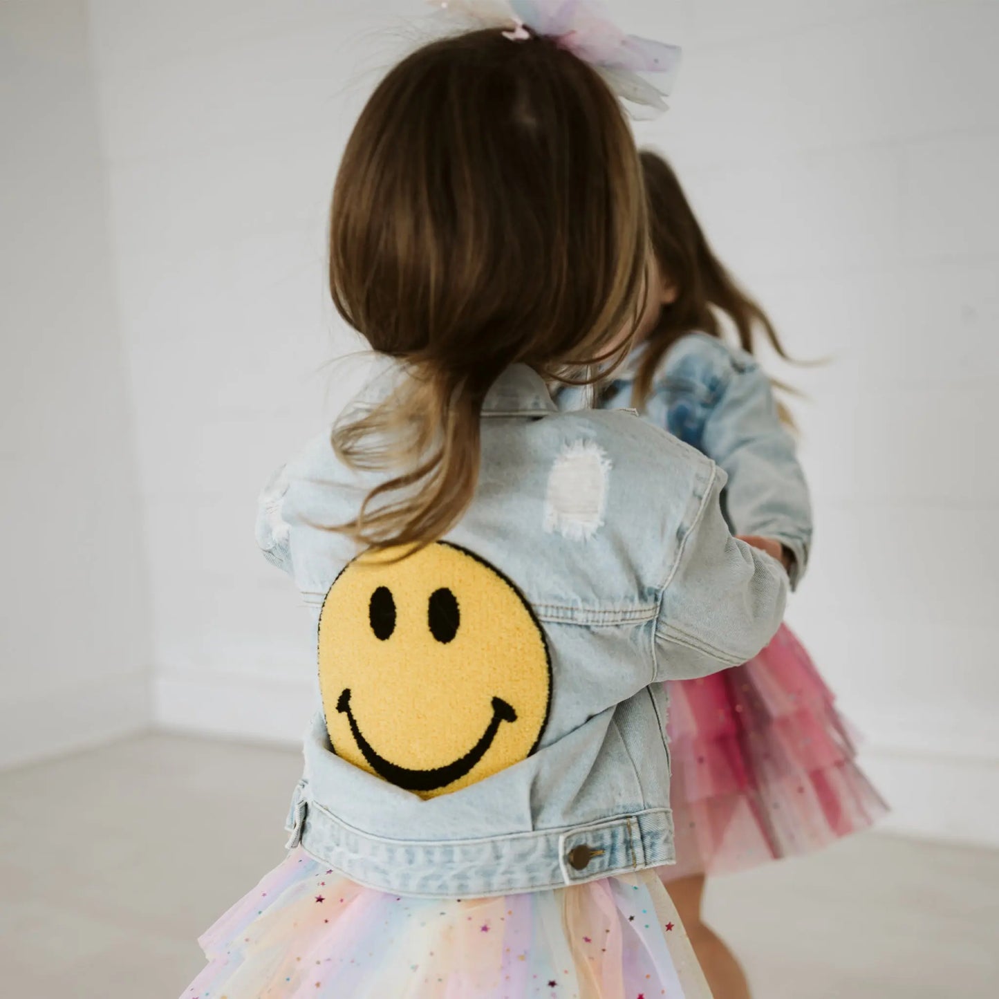 PETITE HAILEY PATCHED DENIM JACKET YELOW SMILE - baby enRoute