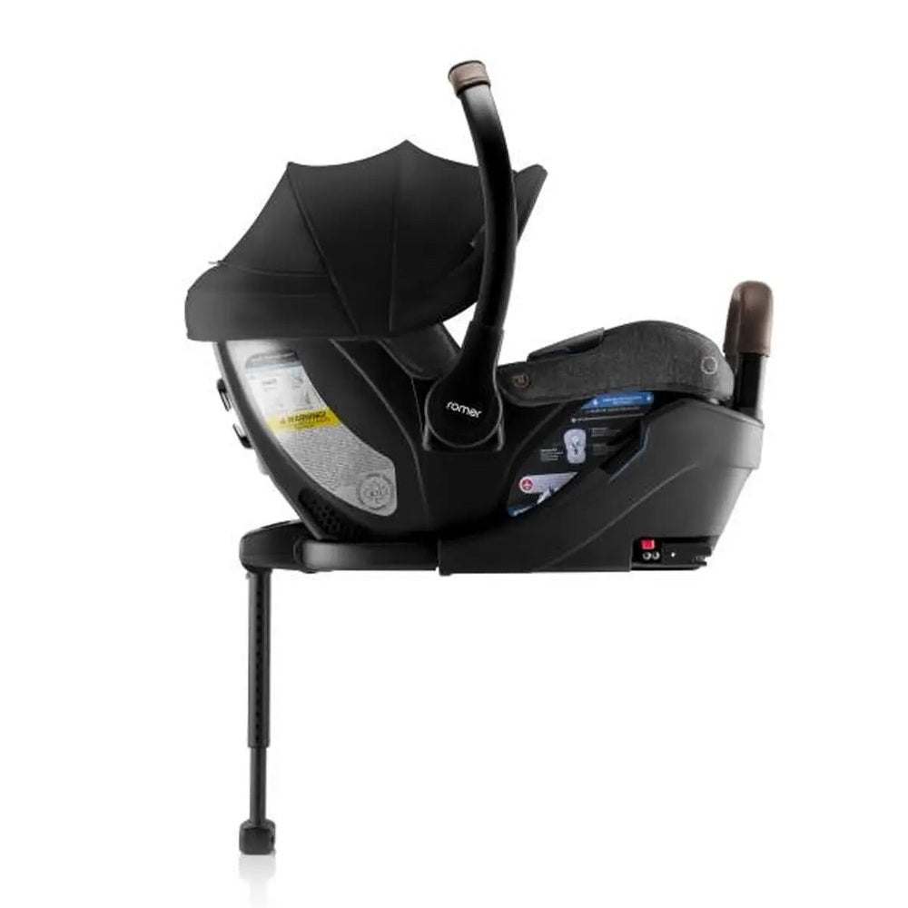 Romer Juni Infant Car Seat with Versa Base in black, featuring extended load leg.