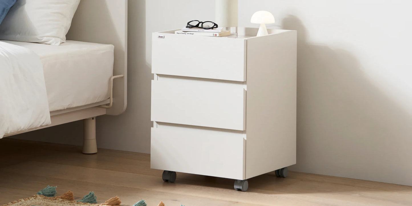 Iloom Roy Mono 4-drawer desk pedestal, white, on wheels
