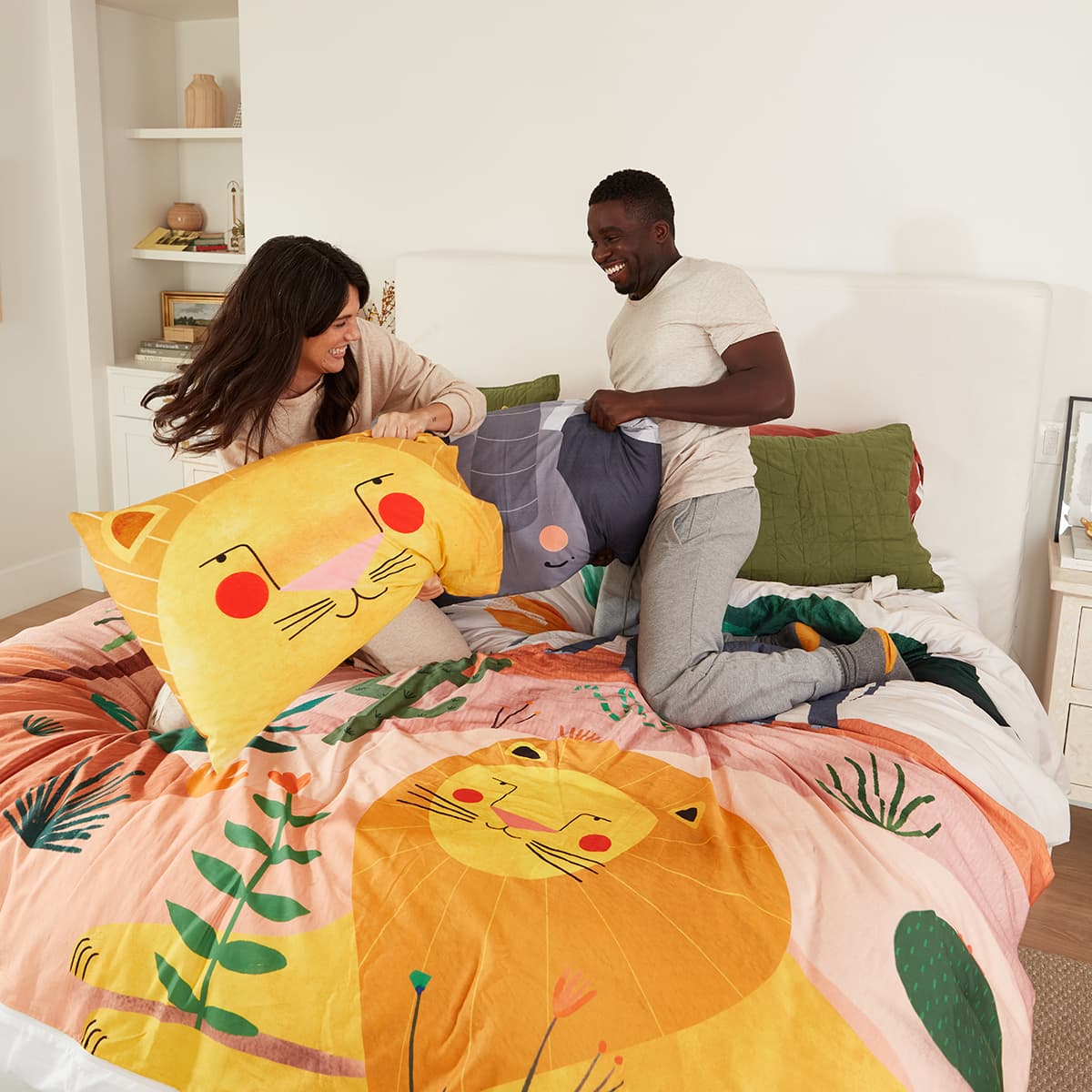 ROOKIE HUMANS KIDS BEDDING SET IN THE SAVANNA
