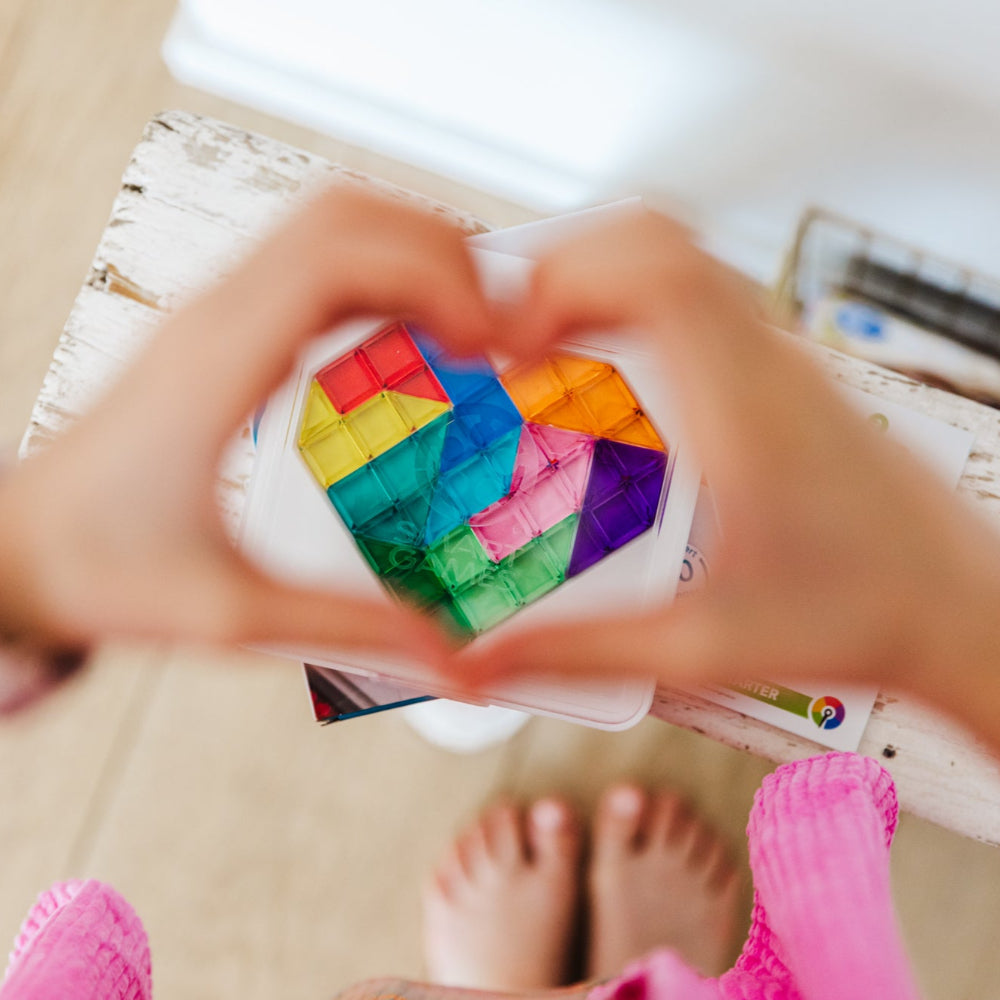 Smart Games IQ Love rainbow heart puzzle