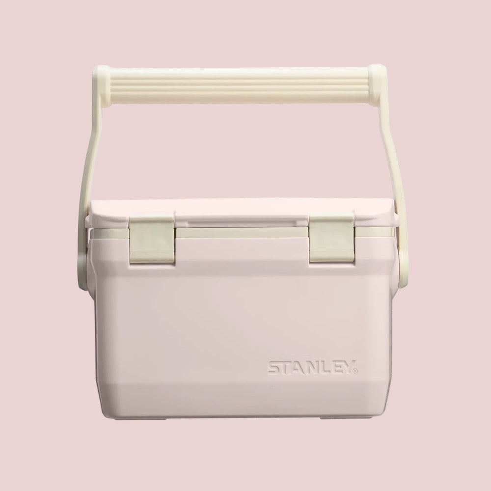 Stanley The Easy Carry Lunch Cooler 7 QT/6.6L in pink, with a robust hinged lid and wide carry handle.
