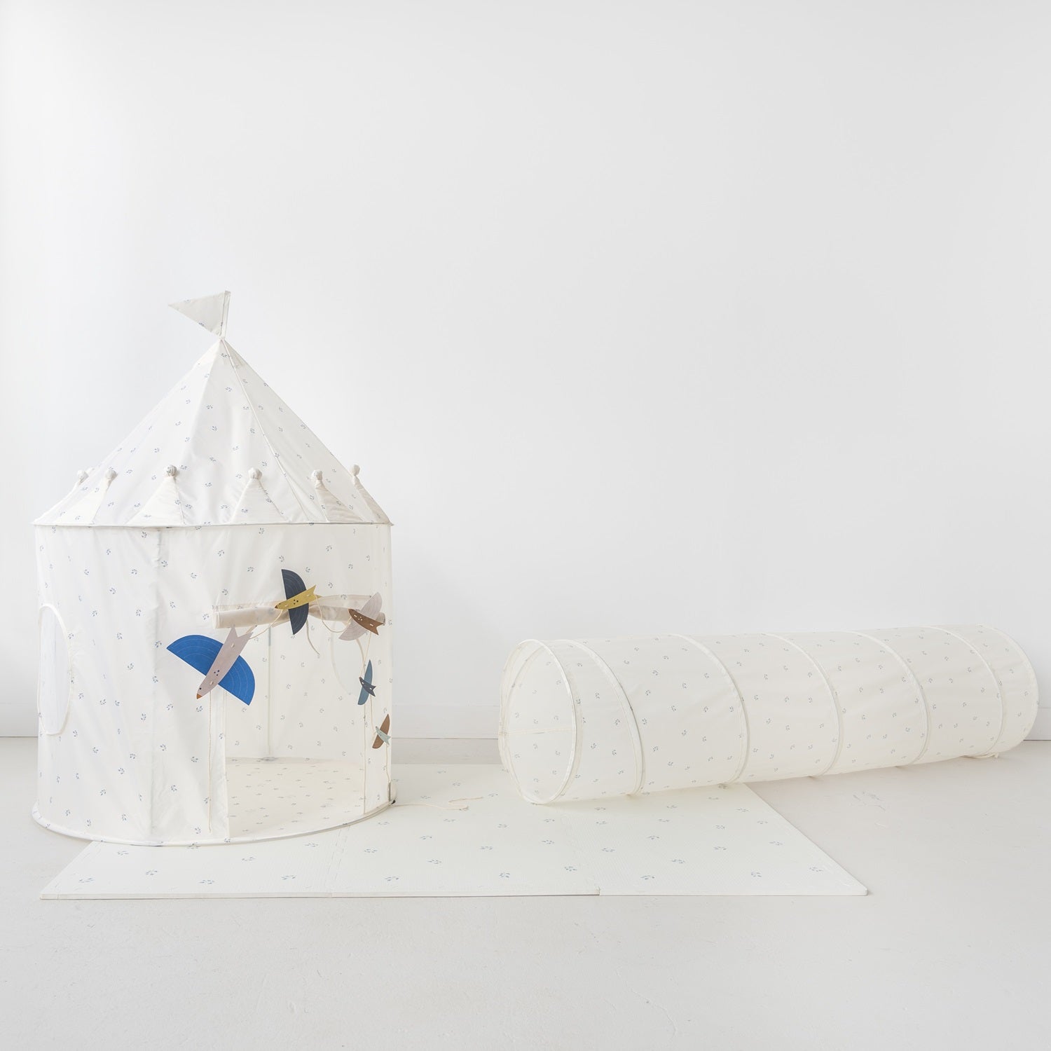 3 SPROUTS RECYCLED FABRIC PLAY TUNNEL