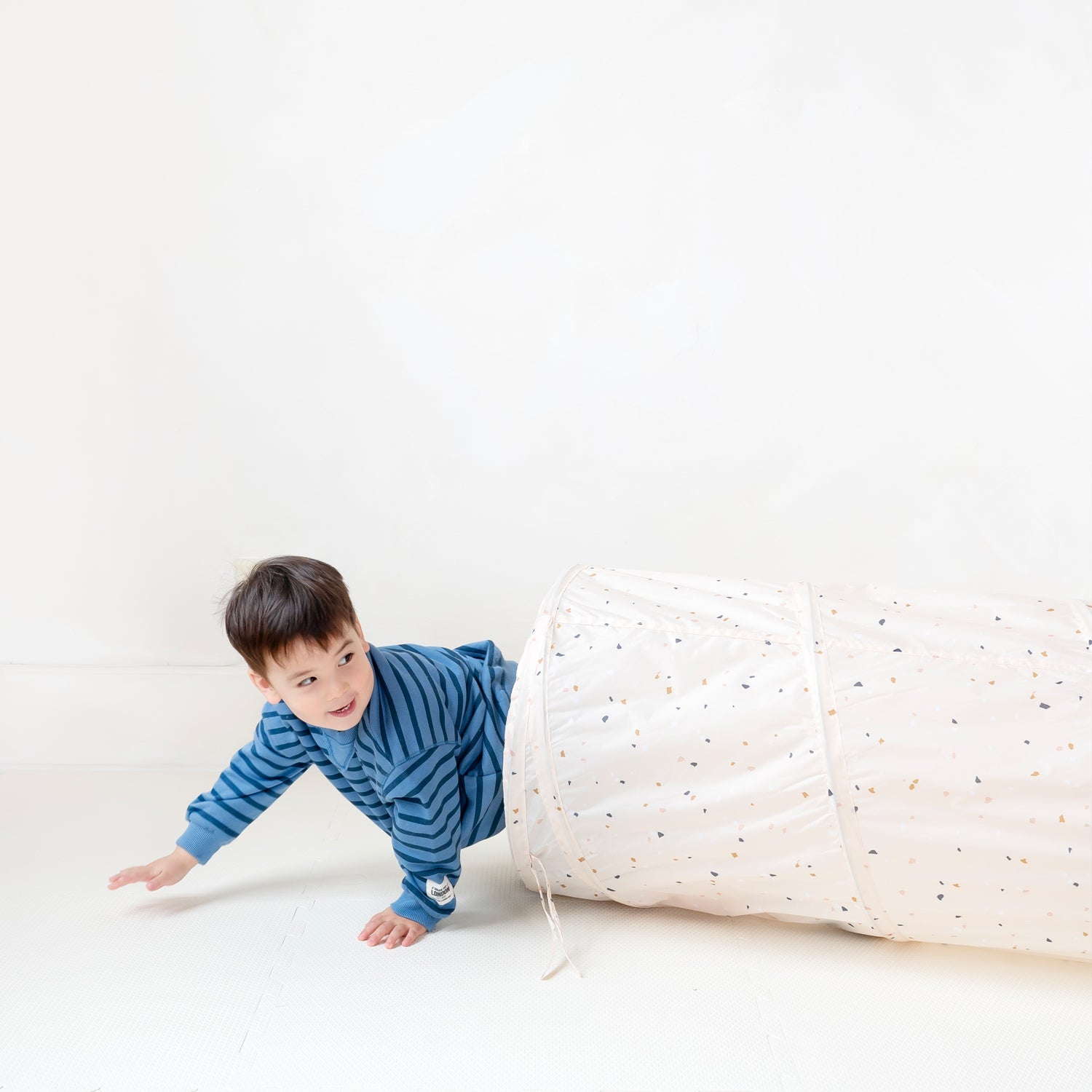 3 SPROUTS RECYCLED FABRIC PLAY TUNNEL