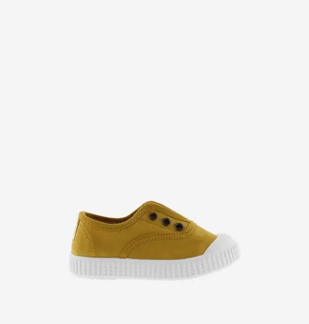 Victoria Shoes Rubber-Toecap Canvas Curry