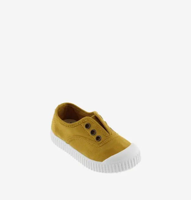 Victoria Shoes Rubber-Toecap Canvas Curry