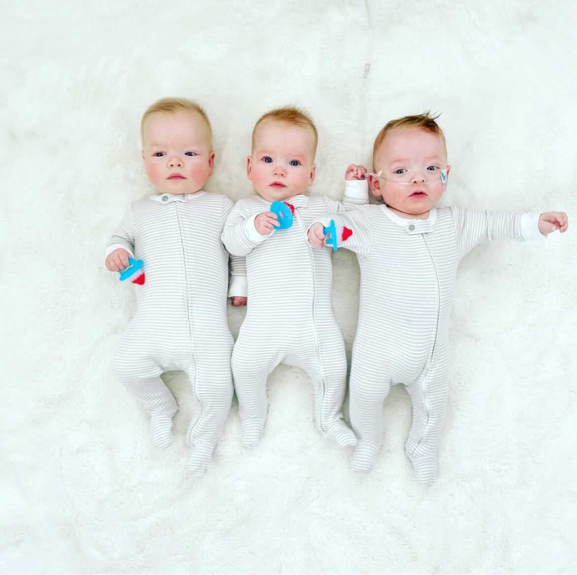 ITZY RITZY TEENSY TEETHER SOOTHING SILICONE TEETHER
