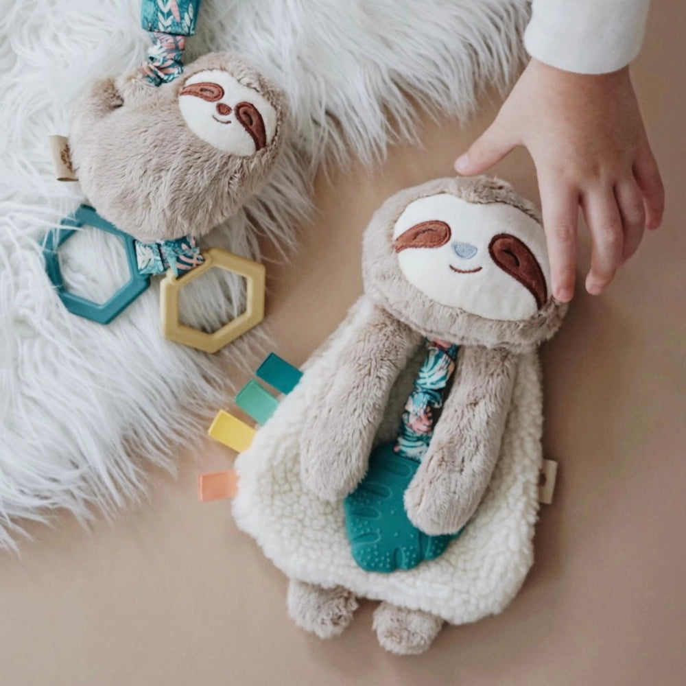 Itzy Ritzy Itzy Lovey Plush And Teether Toy