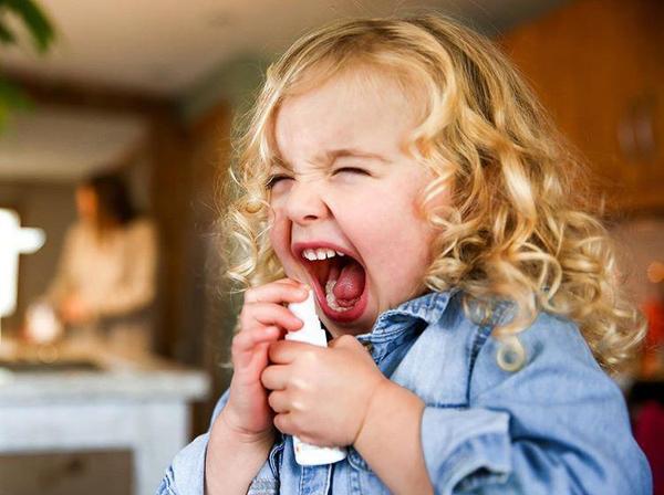 BEEKEEPER'S NATURALS PROPOLIS HONEY THROAT SPRAY FOR KIDS 30ML