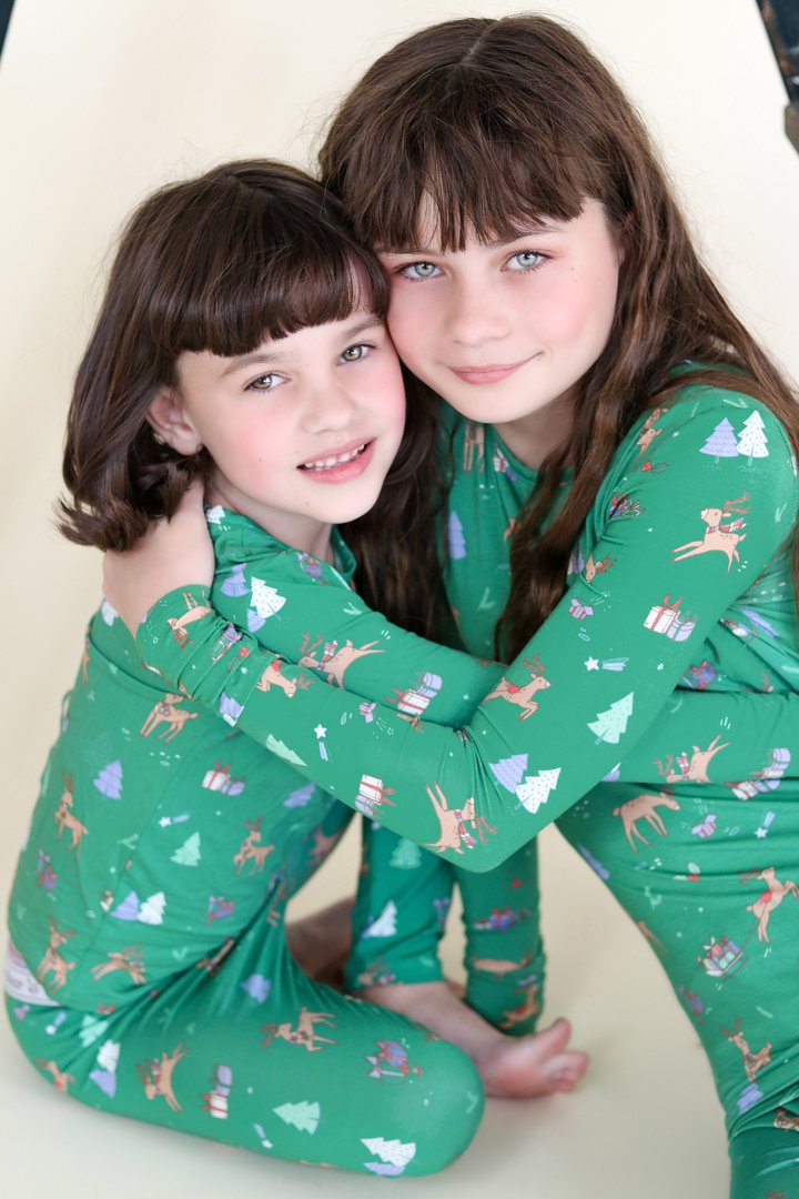 BELLABU BEAR GREEM REINDEER BAMBOO KIDS PAJAMAS TWO-PIECE SET