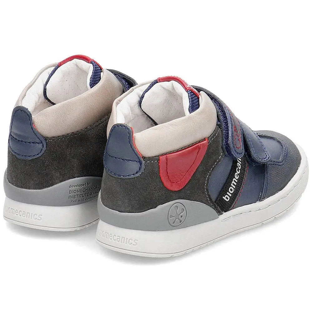 Biomecanics Bioevolution Casual Boy