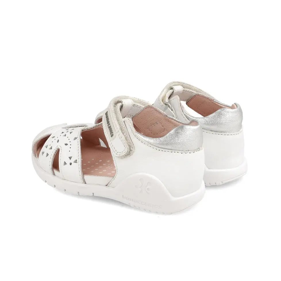 Biomecanics Sandalla Blanco sandals white with cutouts