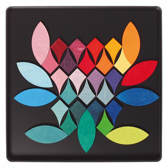 GRIMM'S MAGNETIC PUZZLE